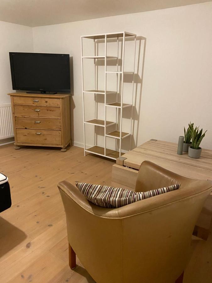 Vaerelse Med Eget Kokken Og Bad Lägenhet Esbjerg Exteriör bild