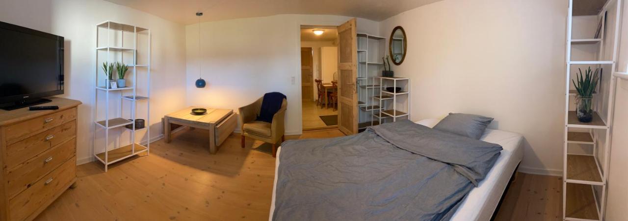 Vaerelse Med Eget Kokken Og Bad Lägenhet Esbjerg Exteriör bild